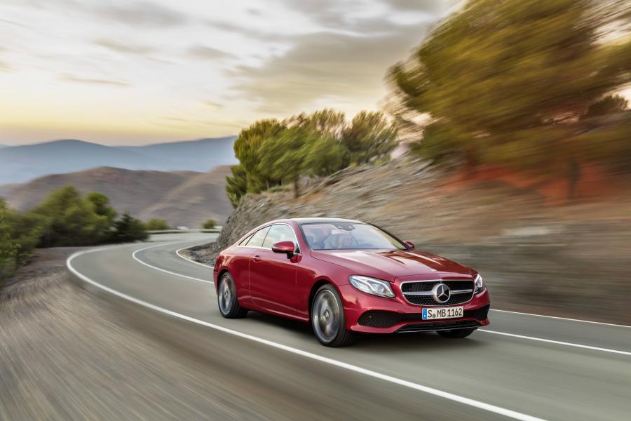  Mercedes-Benz E220 d Avantgarde Coupe 2017 года  (WW) (фото 3 из 29)